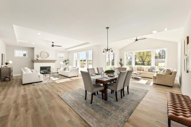 N82W27557 Cress-Brook DRIVE, Hartland, WI 53029