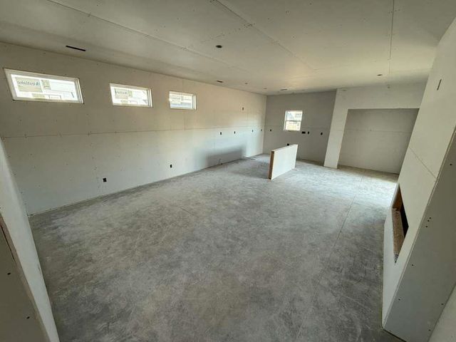 9002 E Forbes Cir., Bel Aire, KS 67226