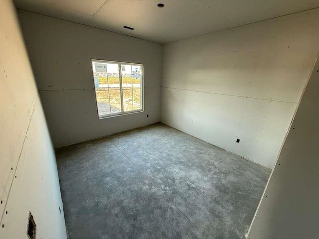 9002 E Forbes Cir., Bel Aire, KS 67226