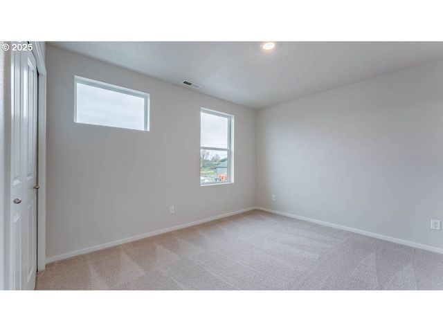 419 Pietro St Ne, Salem, OR 97301