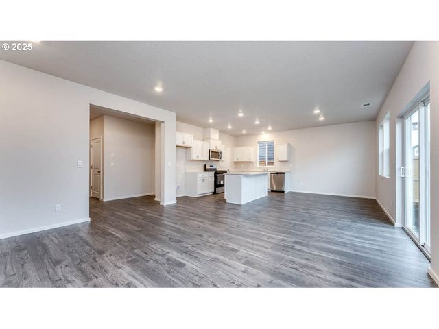 419 Pietro St Ne, Salem, OR 97301