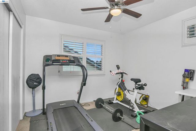 2316 2316 Otto Dr, Stockton, CA 95209