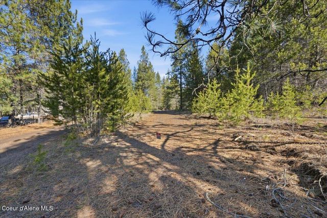 33482 N Charlotte DR, Spirit Lake, ID 83869