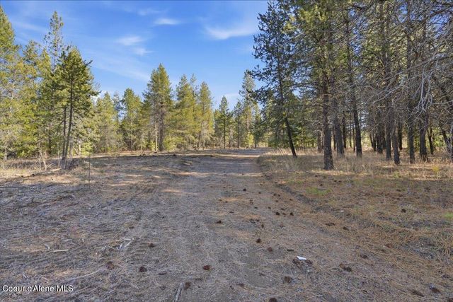 33482 N Charlotte DR, Spirit Lake, ID 83869