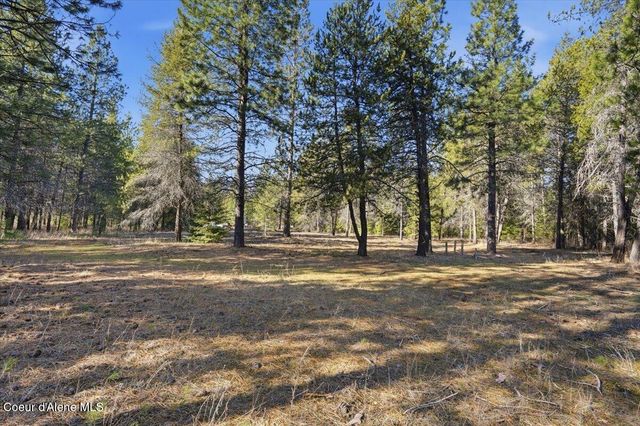 33482 N Charlotte DR, Spirit Lake, ID 83869