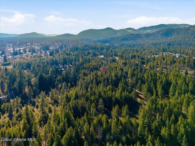 33482 N Charlotte DR, Spirit Lake, ID 83869