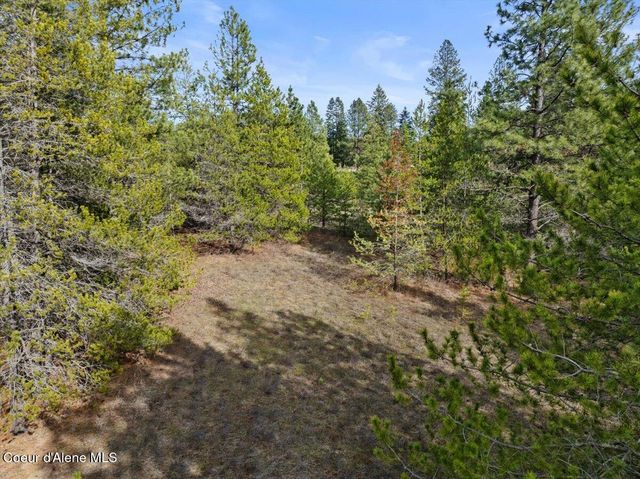 33482 N Charlotte DR, Spirit Lake, ID 83869