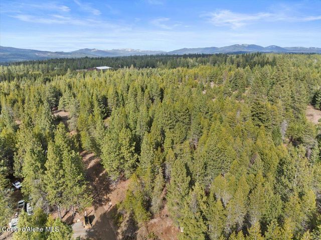 33482 N Charlotte DR, Spirit Lake, ID 83869