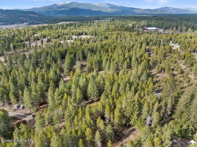 33482 N Charlotte DR, Spirit Lake, ID 83869