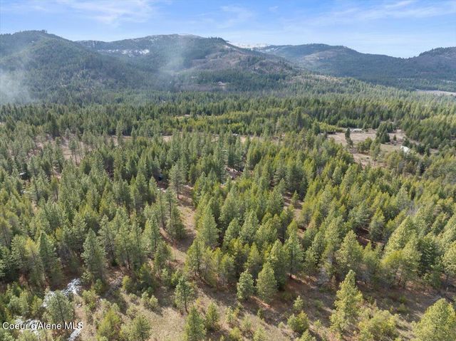 33482 N Charlotte DR, Spirit Lake, ID 83869