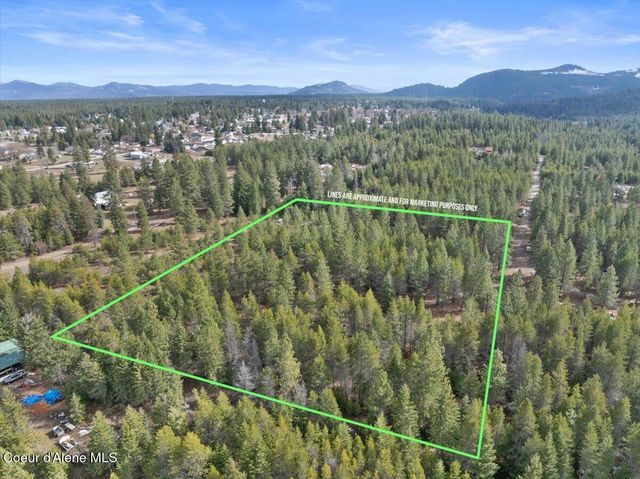 33482 N Charlotte DR, Spirit Lake, ID 83869