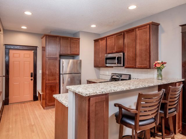 3512 34th Avenue S, Minneapolis, MN 55406