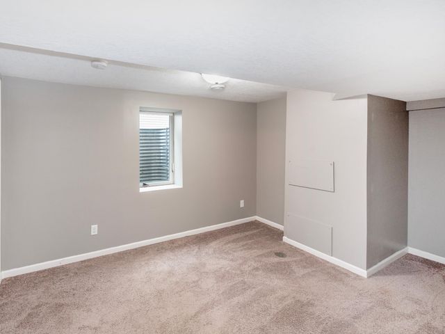 3512 34th Avenue S, Minneapolis, MN 55406