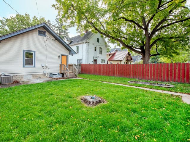 3512 34th Avenue S, Minneapolis, MN 55406