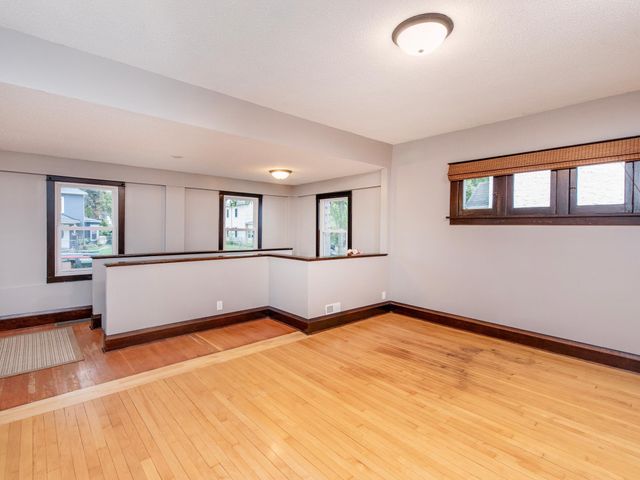 3512 34th Avenue S, Minneapolis, MN 55406