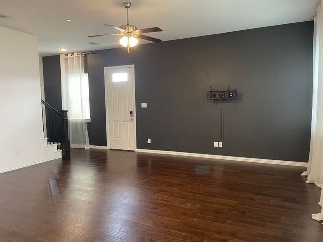 4342 Hebron Street, Irving, TX 75061