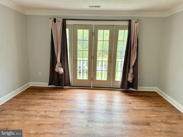 7811 WENDY RIDGE LN, Annandale, VA 22003