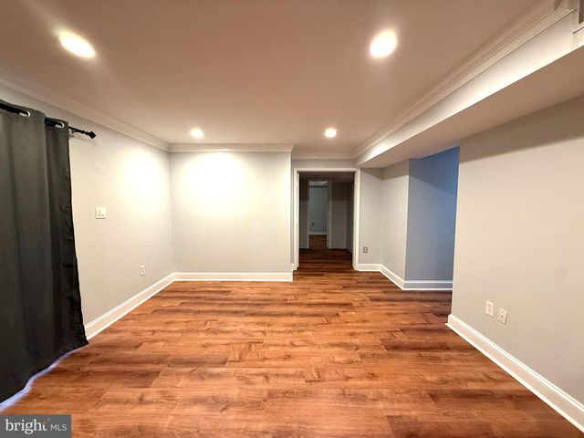 7811 WENDY RIDGE LN, Annandale, VA 22003