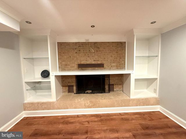 7811 WENDY RIDGE LN, Annandale, VA 22003