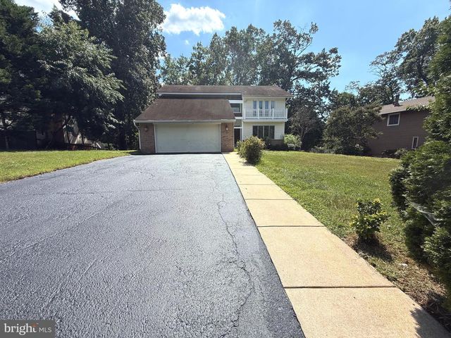 7811 WENDY RIDGE LN, Annandale, VA 22003