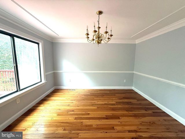 7811 WENDY RIDGE LN, Annandale, VA 22003