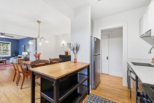 3609 Aldrich Avenue S 4, Minneapolis, MN 55409
