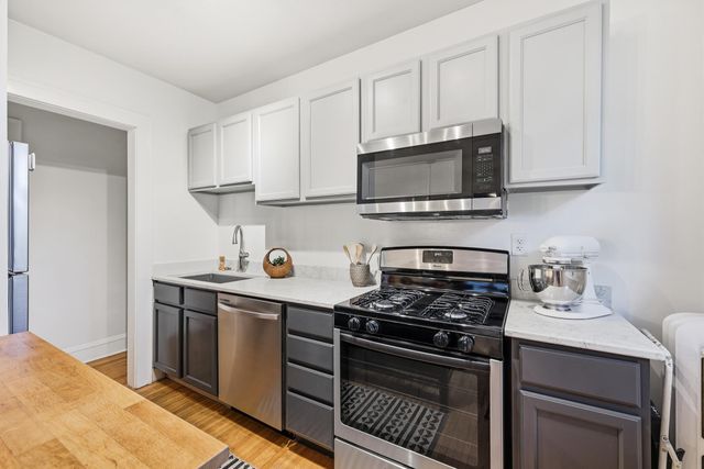 3609 Aldrich Avenue S 4, Minneapolis, MN 55409