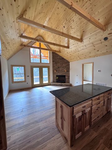 109 Chestnut Oaks Drive, Murphy, NC 28906