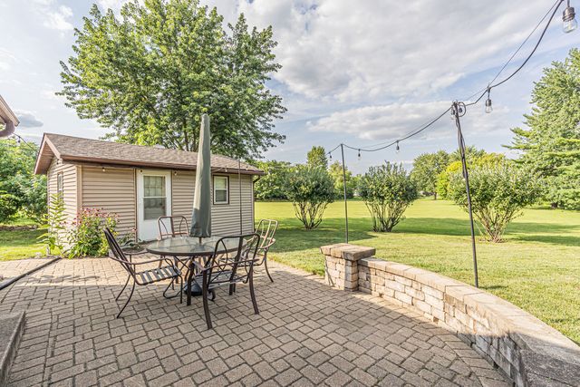 1526 Sycamore Lane, Aurora, IL 60504