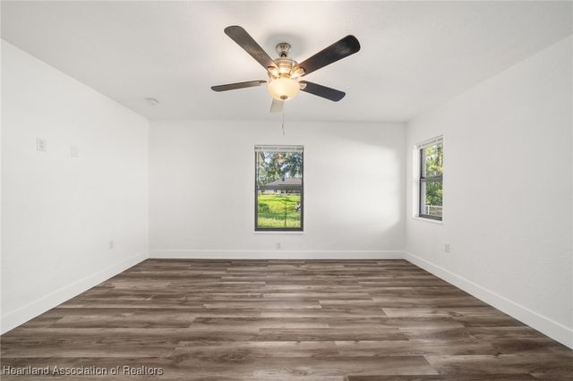 111 Blue Moon Avenue, Lake Placid, FL 33852