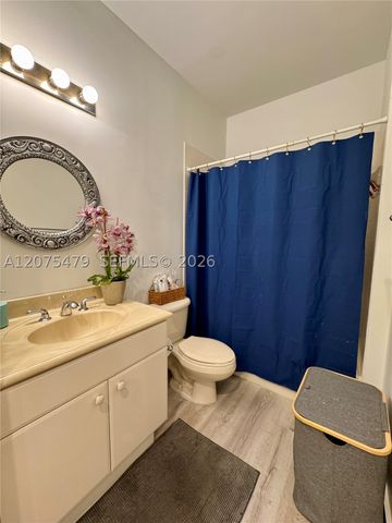 2787 Center Ct Dr 1-23, Weston, FL 33332