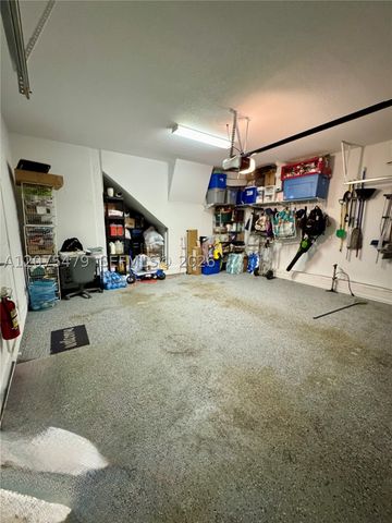 2787 Center Ct Dr 1-23, Weston, FL 33332