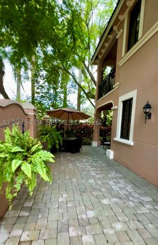 2787 Center Ct Dr 1-23, Weston, FL 33332
