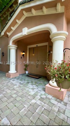 2787 Center Ct Dr 1-23, Weston, FL 33332