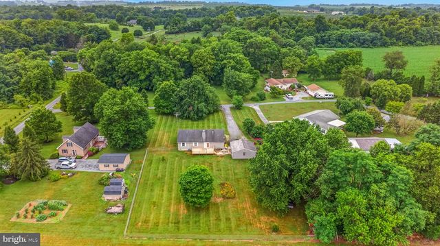 44 ORBIT CT, Martinsburg, WV 25401