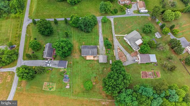 44 ORBIT CT, Martinsburg, WV 25401
