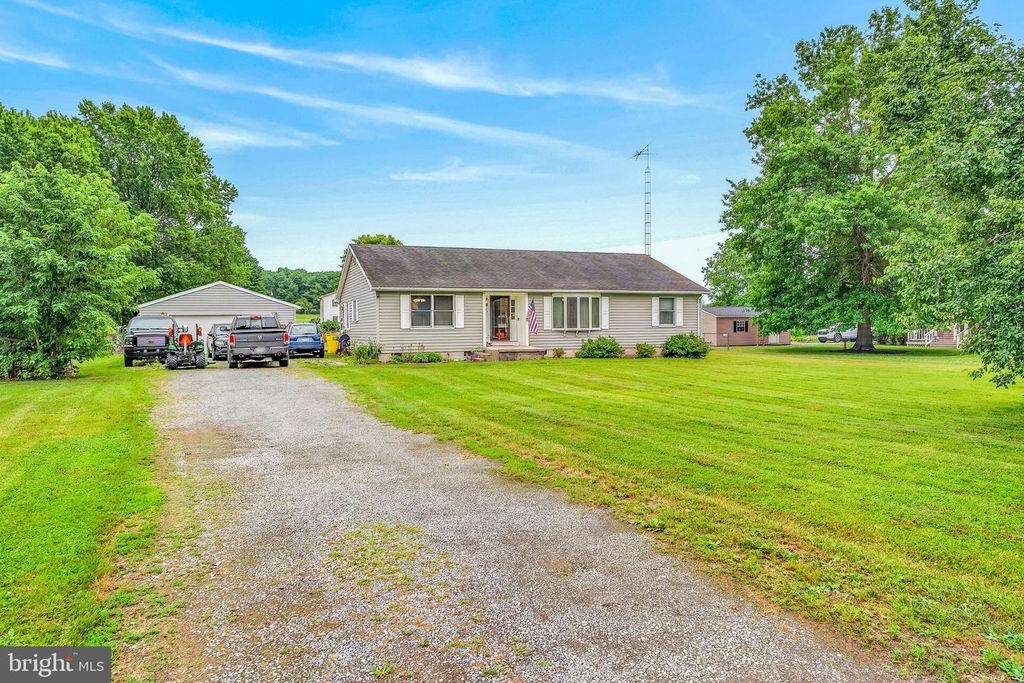 44 ORBIT CT, Martinsburg, WV 25401