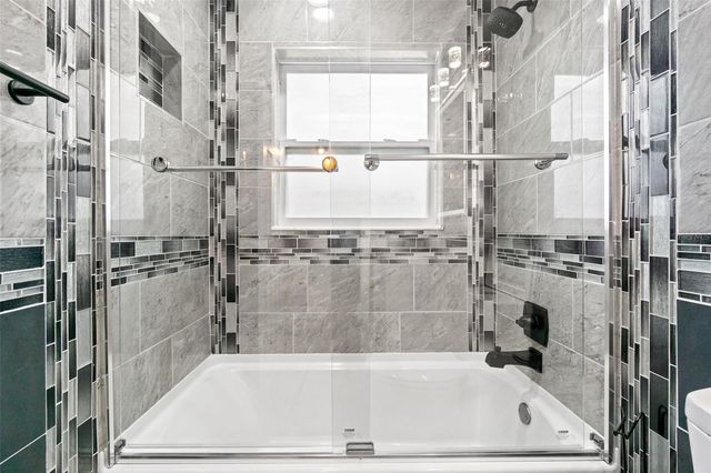 2710 W NASSAU STREET, Tampa, FL 33607