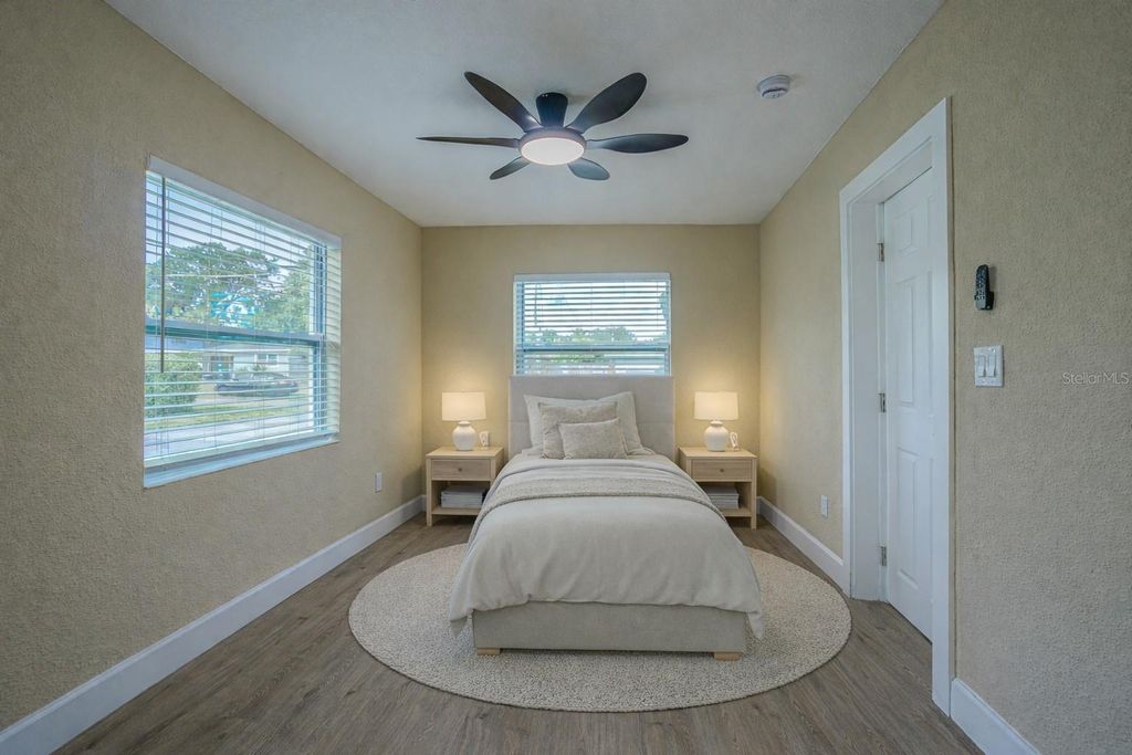 Image 12 of property listing at 2710 W NASSAU STREET, Tampa, FL 33607