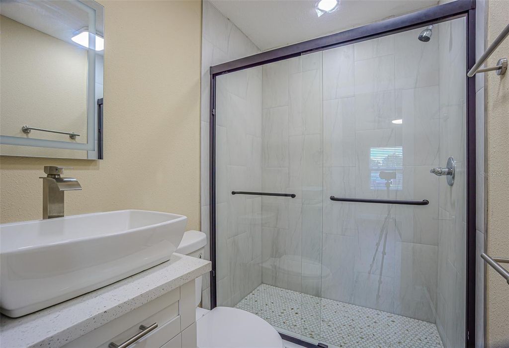 Image 14 of property listing at 2710 W NASSAU STREET, Tampa, FL 33607