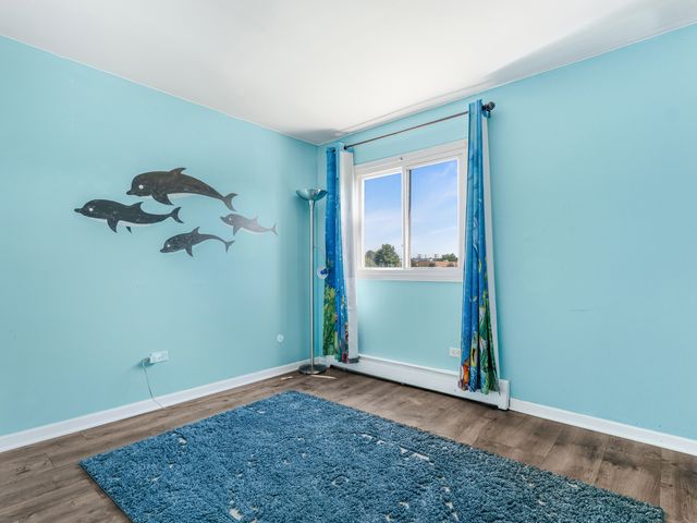 107 W Elk Trail 206, Carol Stream, IL 60188
