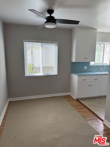 1245 Chelsea Avenue A, Santa Monica, CA 90404