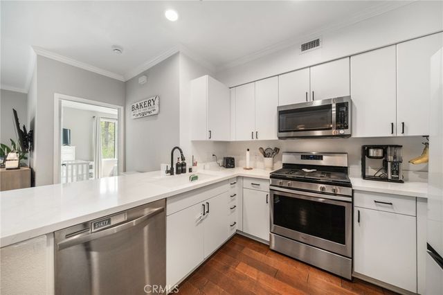 1801 E Katella 2133, Anaheim, CA 92805