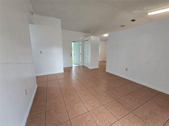 13364 SW 253rd Ter, Homestead, FL 33032