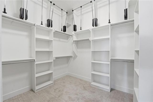 2074 NW OBrien Road, Lee's Summit, MO 64081