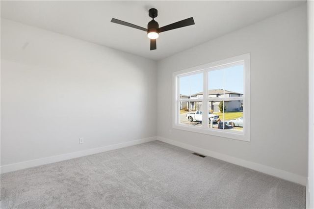 2074 NW OBrien Road, Lee's Summit, MO 64081