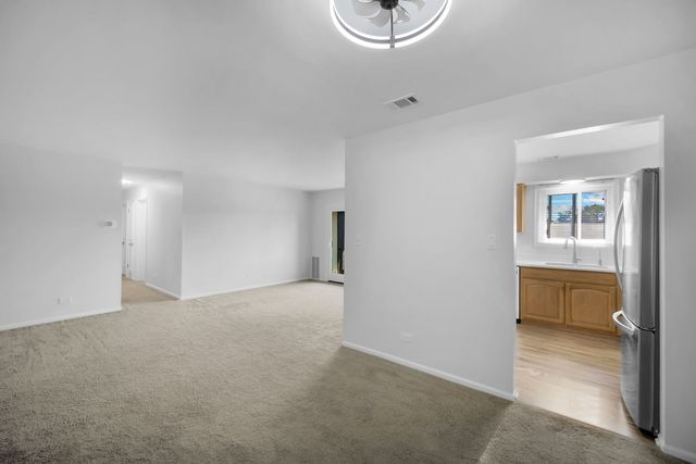 1037 Cottonwood Court 2BL, Wheeling, IL 60090