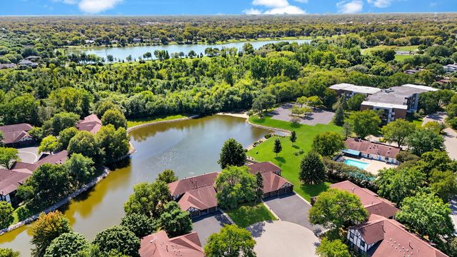 1037 Cottonwood Court 2BL, Wheeling, IL 60090