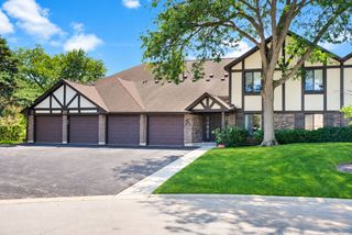 1037 Cottonwood Court 2BL, Wheeling, IL 60090
