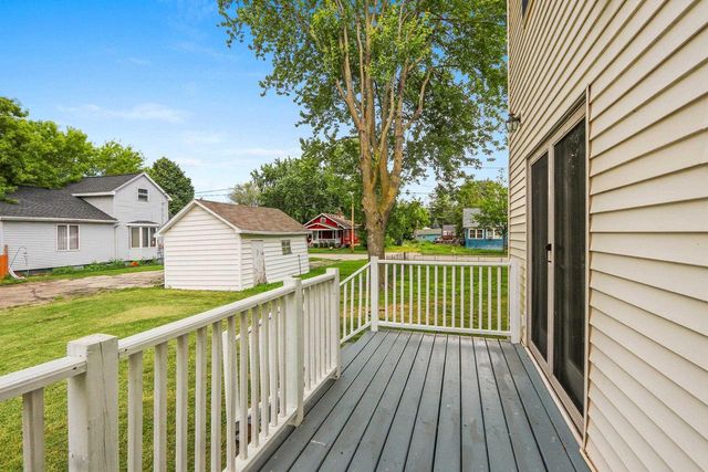 210 RIVER STREET, Neenah, WI 54956